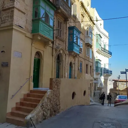 Apartment2 * Βαλέτα